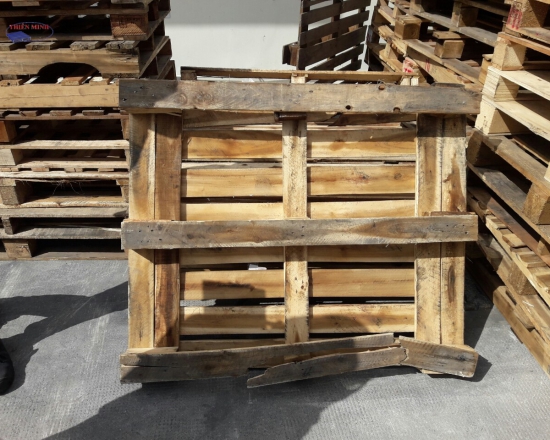 Pallet gỗ giường 