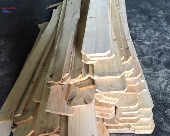 thanh gỗ thông pallet 