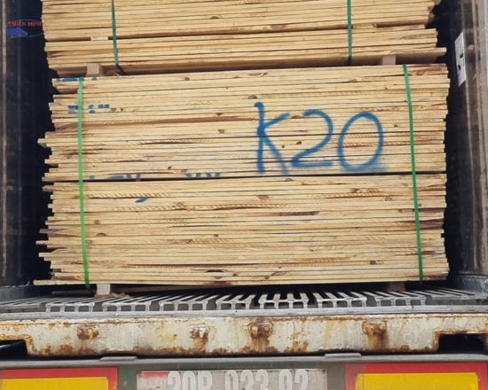 VÁn ép k19 -k20 vận chuyển 