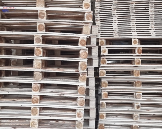 Pallet gỗ kê giường