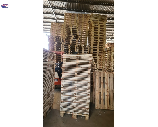 Tấm pallet gỗ giá rẻ tphcm