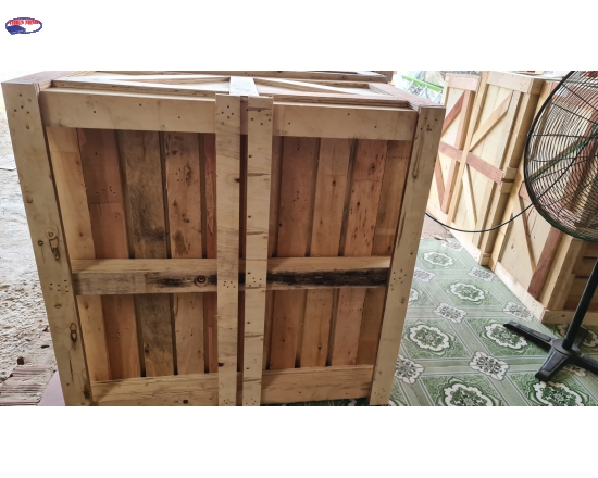 Pallet kiện hàng 